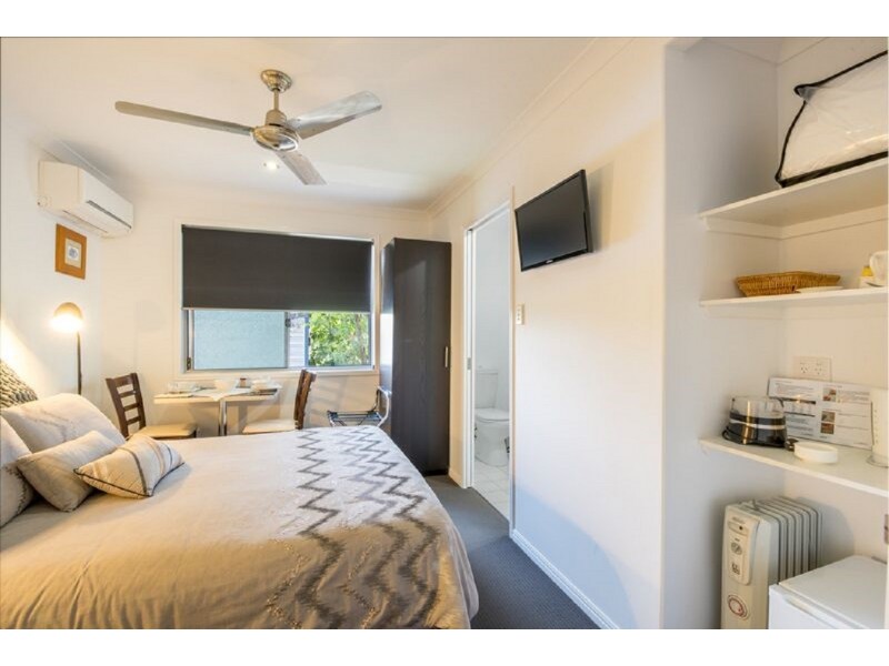 337 Torquay Terrace, Torquay QLD 4655