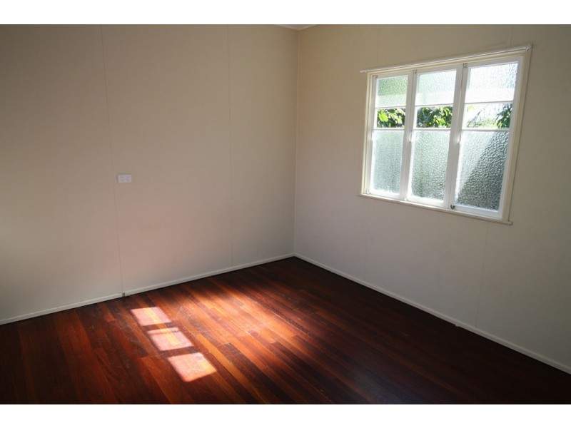 148 Torquay Road, Scarness QLD 4655