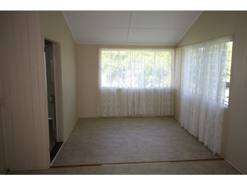 150 Torquay Road, Scarness QLD 4655