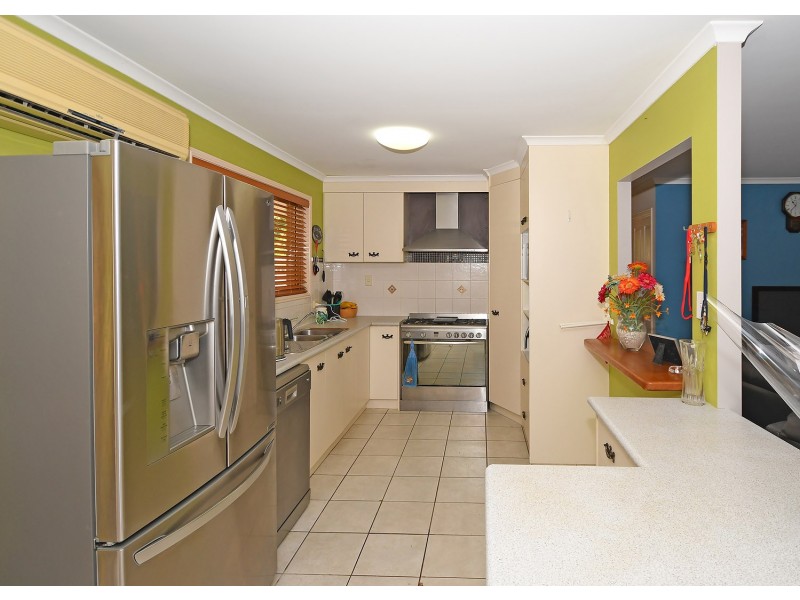 3 Benson Close, Urraween QLD 4655