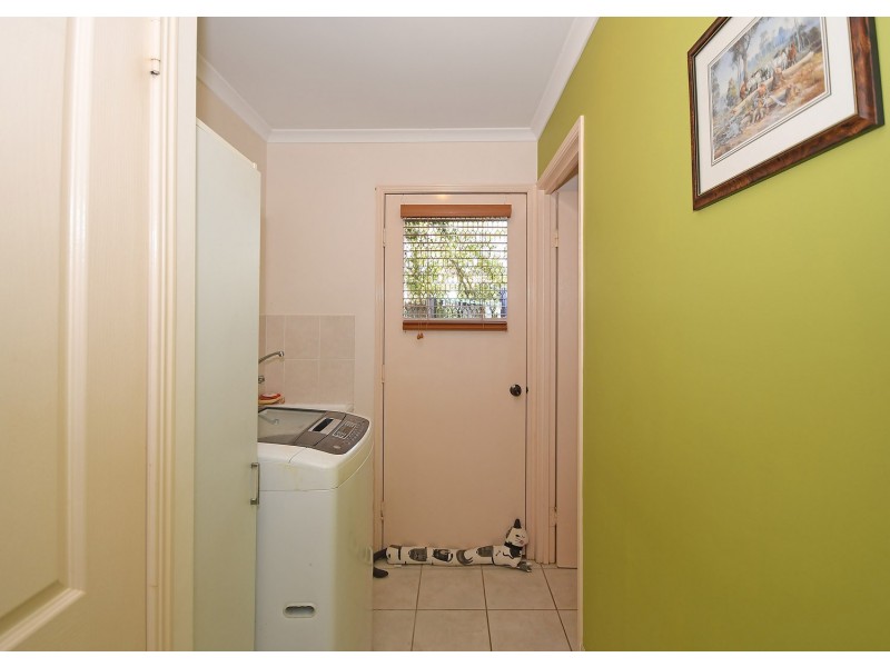 3 Benson Close, Urraween QLD 4655