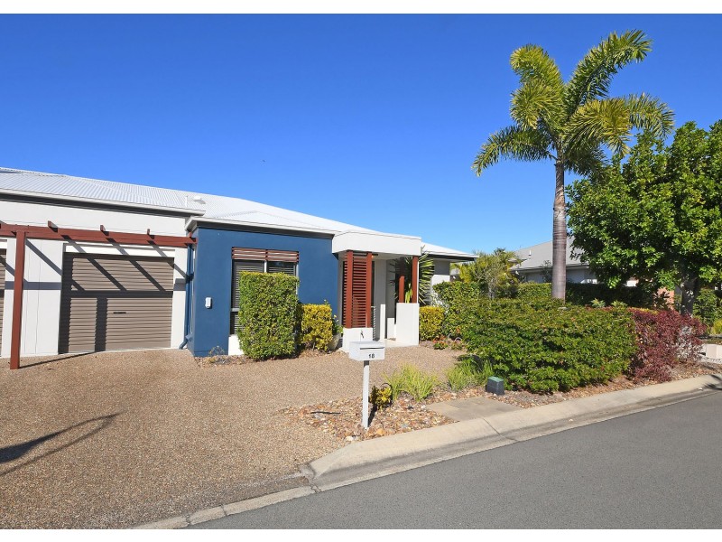 18/230 Pulgul Street, Urangan QLD 4655