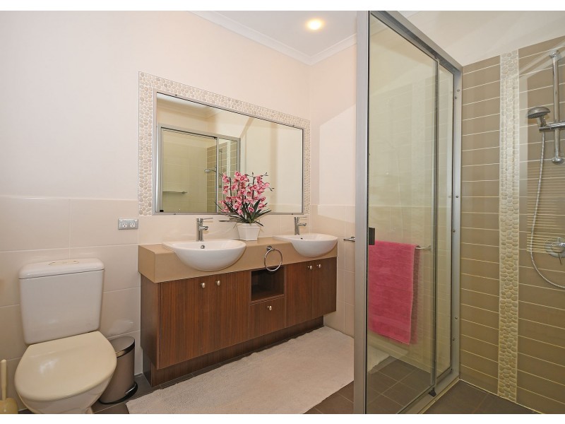 18/230 Pulgul Street, Urangan QLD 4655