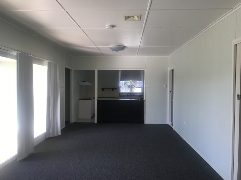 15 Mant Street, Point Vernon QLD 4655