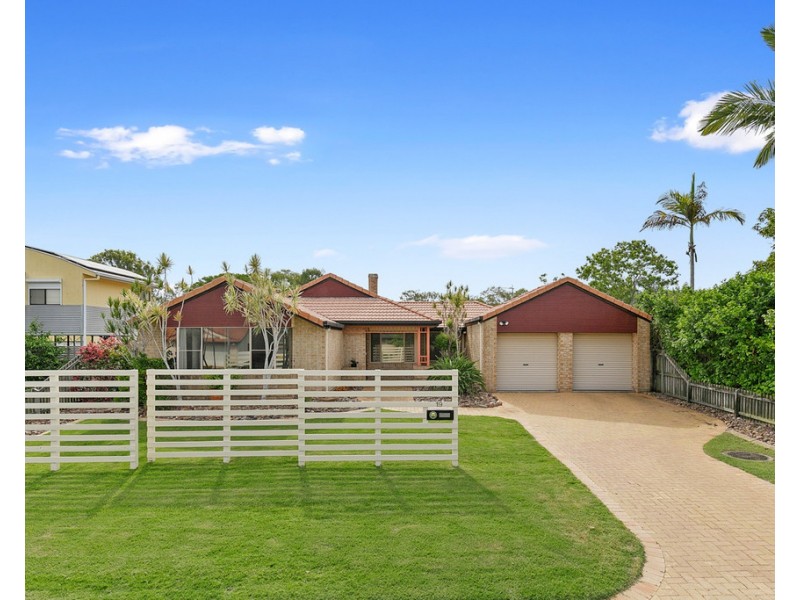 19 Oceanview Street, Point Vernon QLD 4655