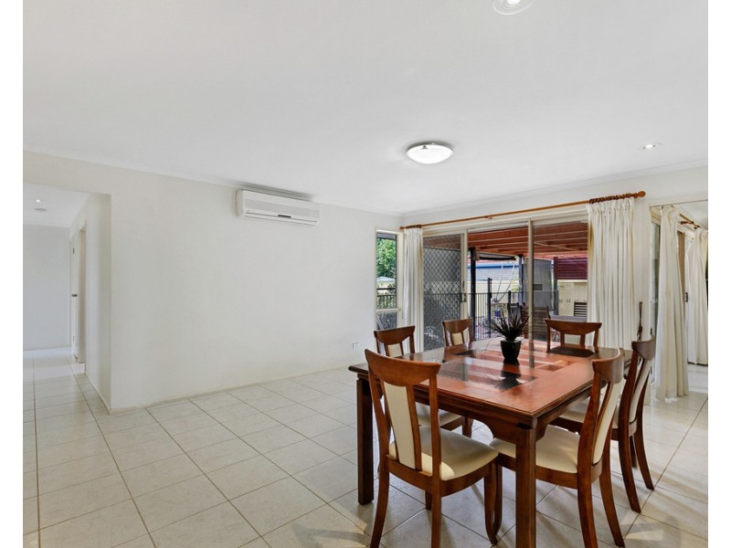 19 Oceanview Street, Point Vernon QLD 4655