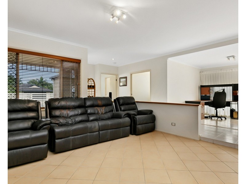 19 Oceanview Street, Point Vernon QLD 4655