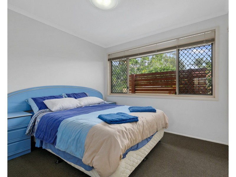 19 Oceanview Street, Point Vernon QLD 4655