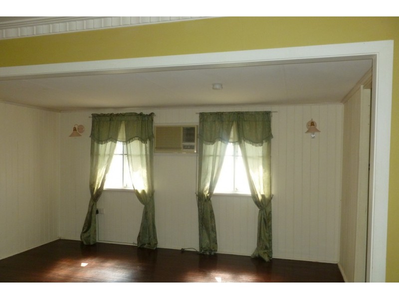 6 Alice Street, Pialba QLD 4655