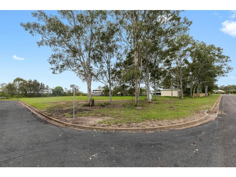 1 Gull Way, River Heads QLD 4655