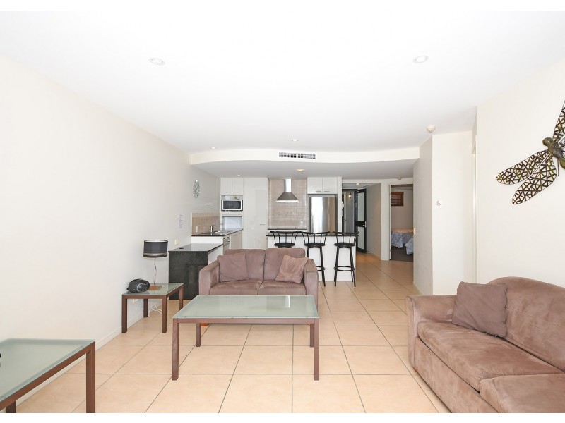 6/558-559 Esplanade, Urangan QLD 4655