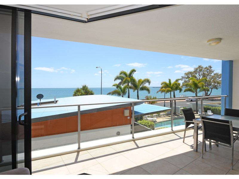 6/558-559 Esplanade, Urangan QLD 4655