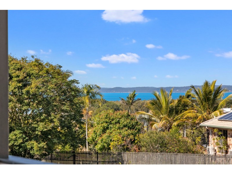 28 Woongoolbver Court, River Heads QLD 4655