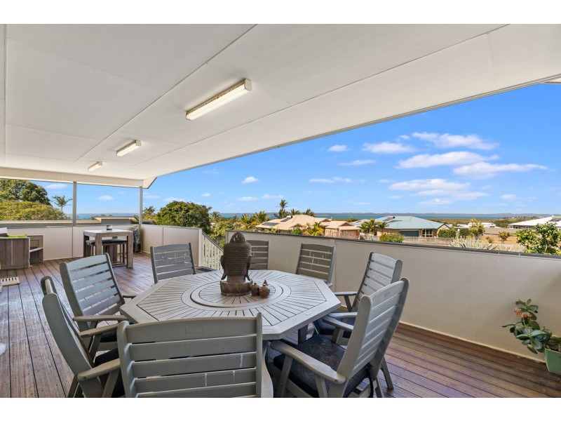28 Woongoolbver Court, River Heads QLD 4655