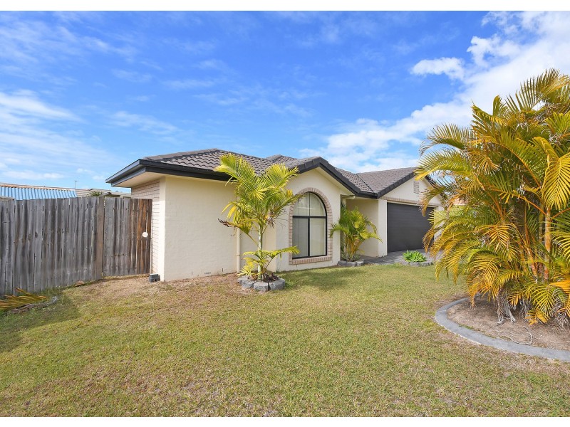 18 Bayridge Heights Drive, Nikenbah QLD 4655