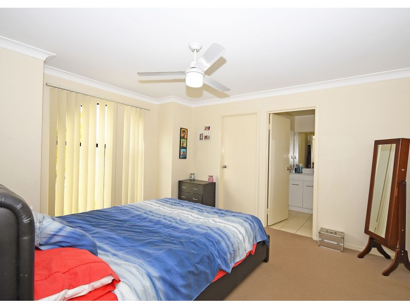 18 Bayridge Heights Drive, Nikenbah QLD 4655