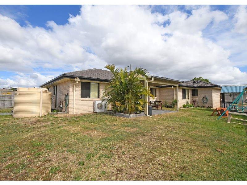 18 Bayridge Heights Drive, Nikenbah QLD 4655