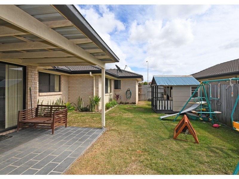 18 Bayridge Heights Drive, Nikenbah QLD 4655
