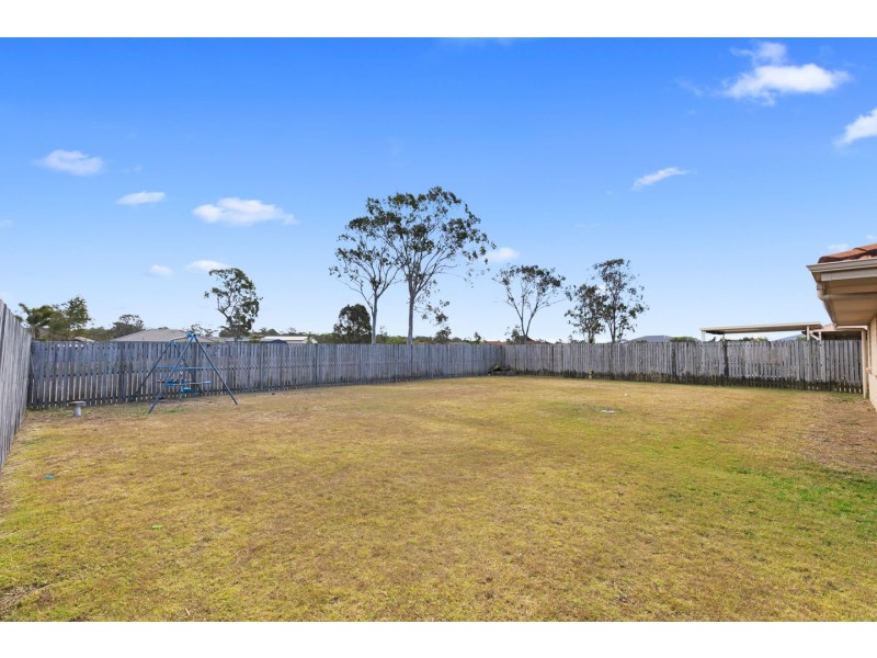25 Archer Drive, Point Vernon QLD 4655