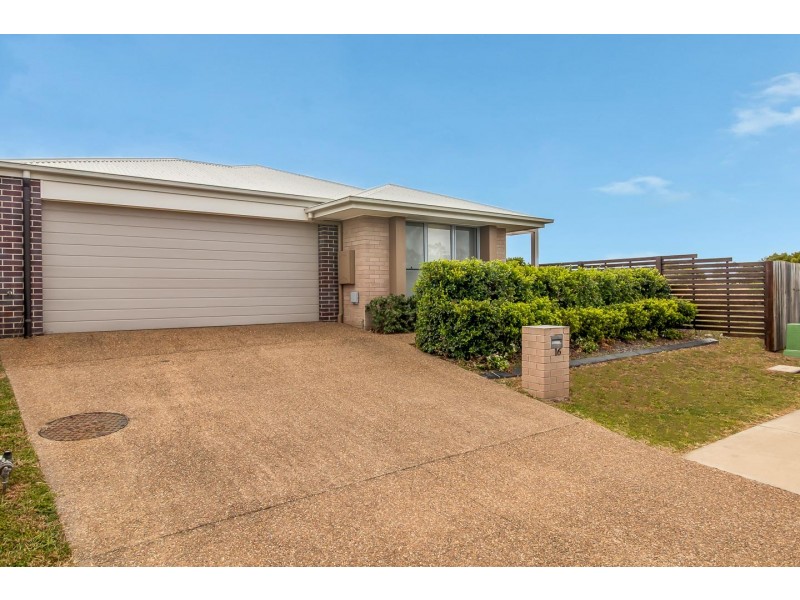 16 Venus Street, Urraween QLD 4655