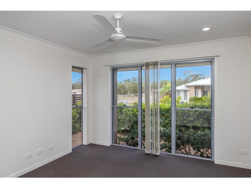 16 Venus Street, Urraween QLD 4655