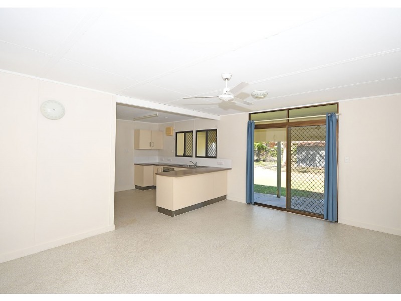 95 East Street, Scarness QLD 4655