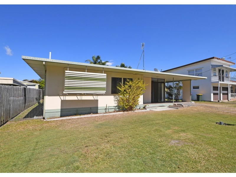 95 East Street, Scarness QLD 4655