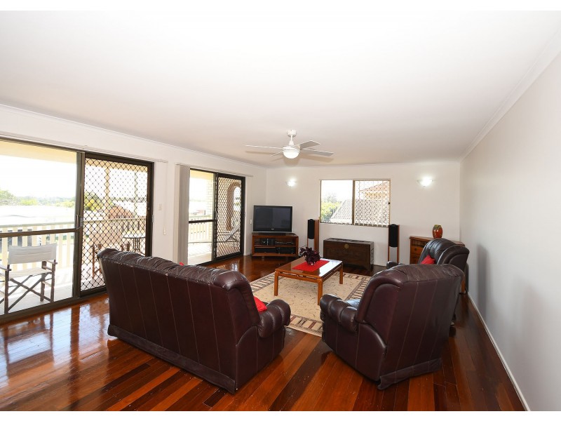 21 Moonbi Street, Scarness QLD 4655