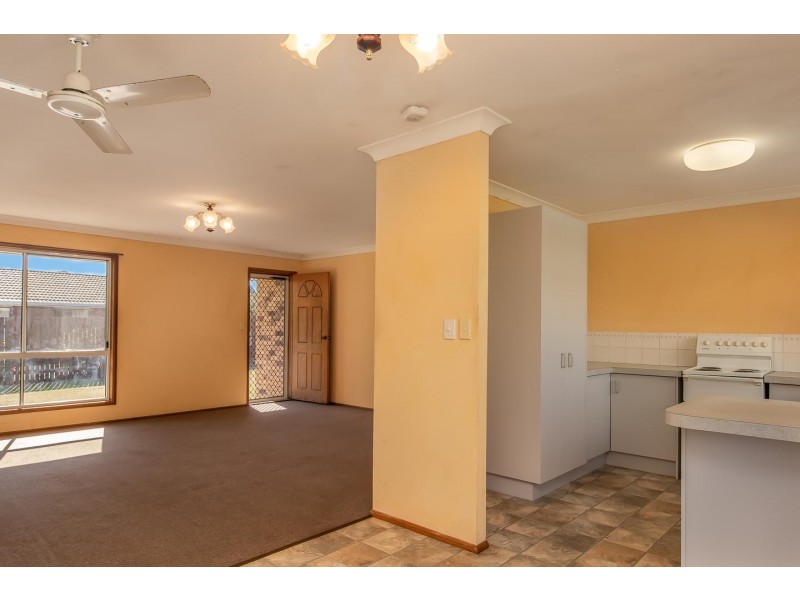 55 Banksia Street, Point Vernon QLD 4655