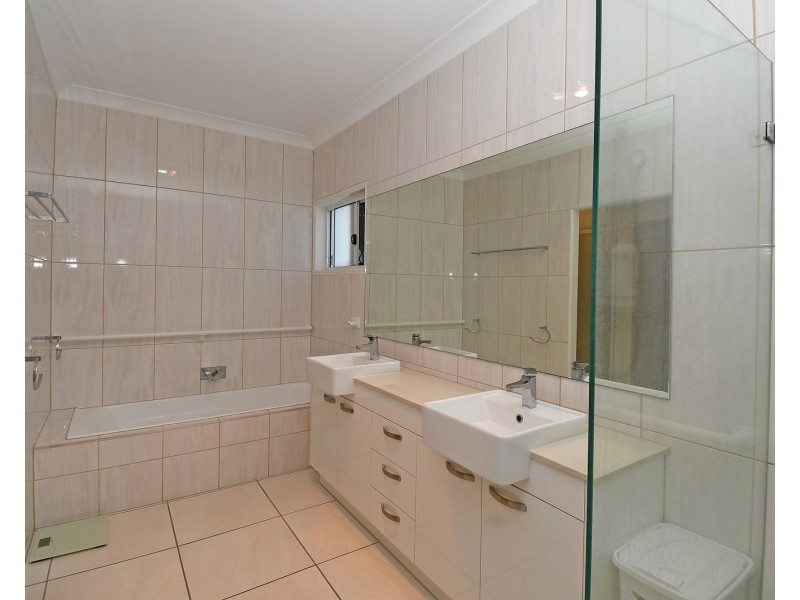 3 Eli Court, Kawungan QLD 4655