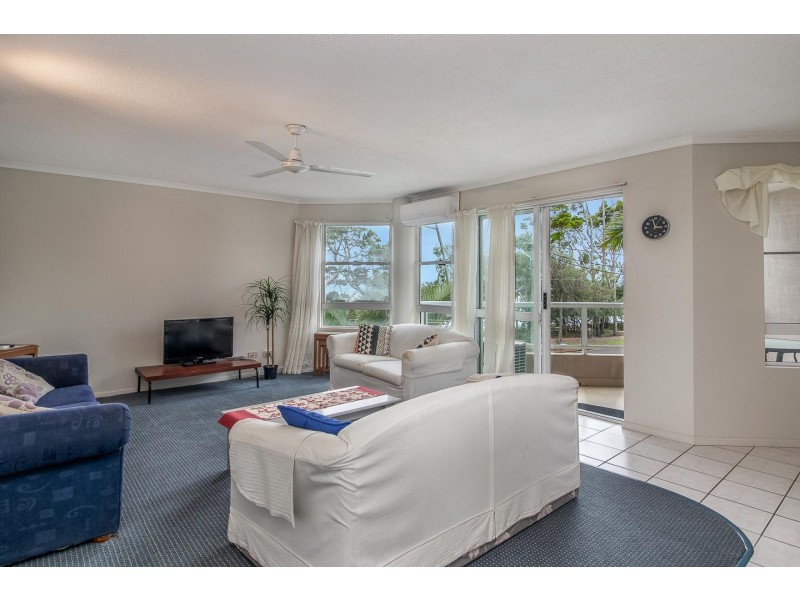 8/325 Esplanade, Scarness QLD 4655