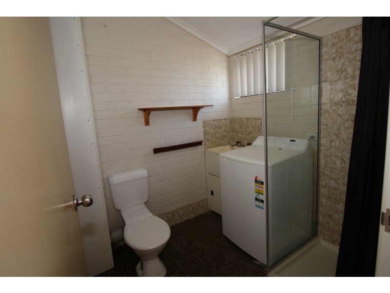 9/436 Esplanade, Torquay QLD 4655