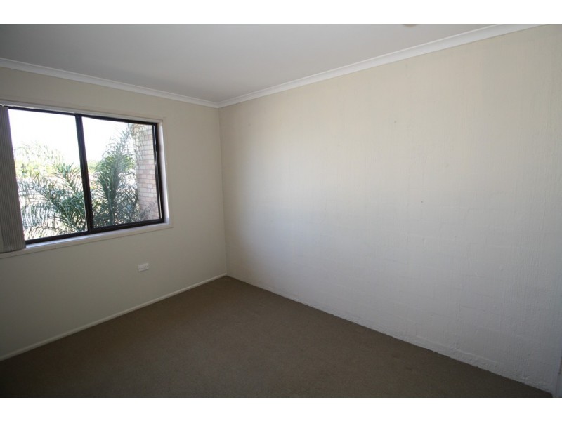 9/436 Esplanade, Torquay QLD 4655