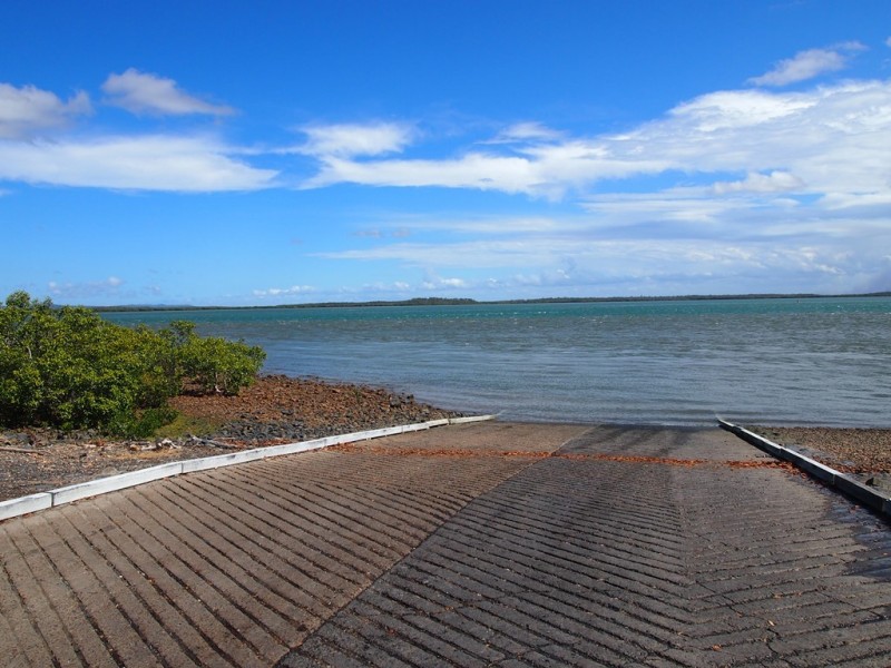 33 Sandpiper St, River Heads QLD 4655