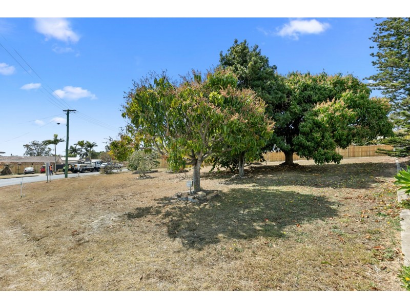 42 Jensen Drive, Urraween QLD 4655