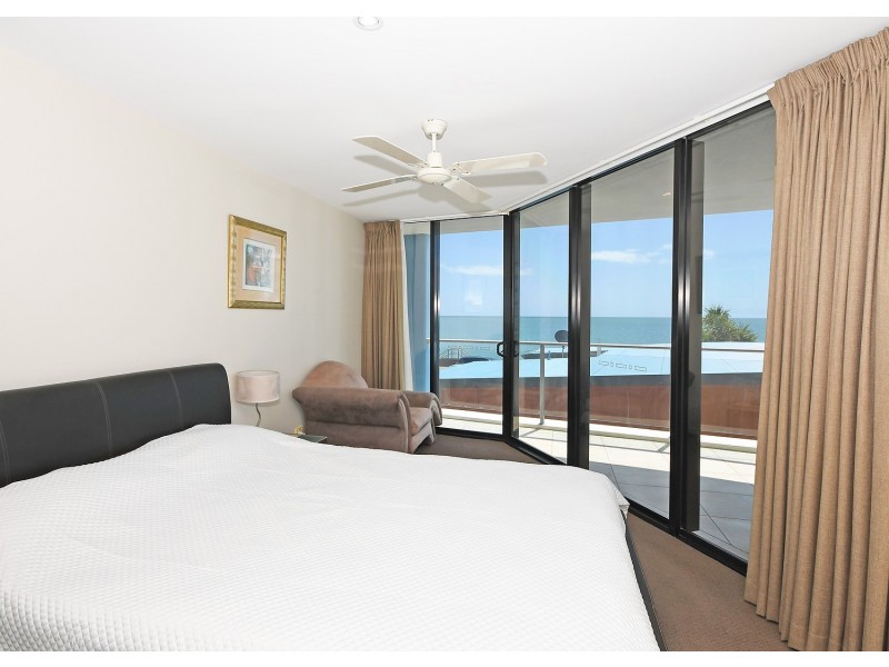 6/558-559 Esplanade, Urangan QLD 4655