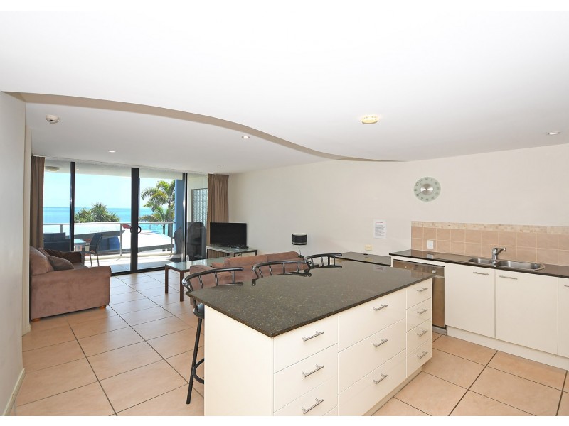 6/558-559 Esplanade, Urangan QLD 4655