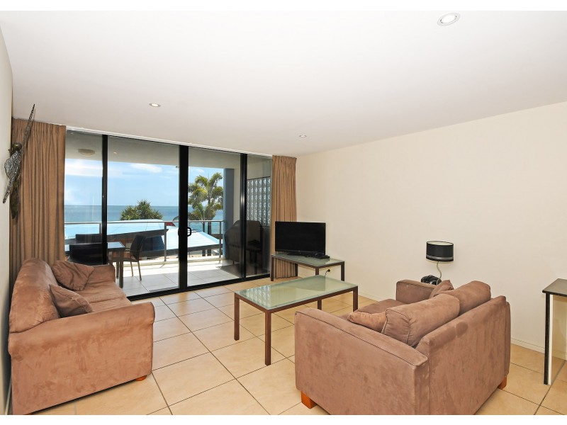 6/558-559 Esplanade, Urangan QLD 4655