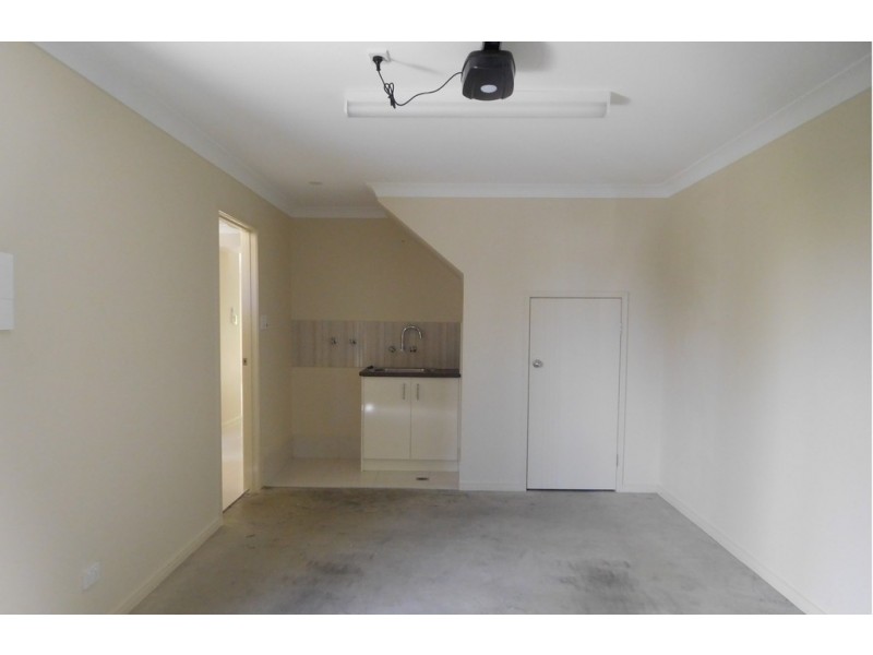 6/11 Mandi Court, Urraween QLD 4655