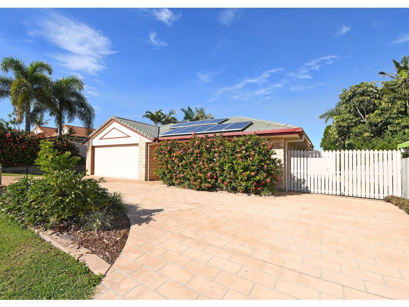 15 McLiver Street, Kawungan QLD 4655