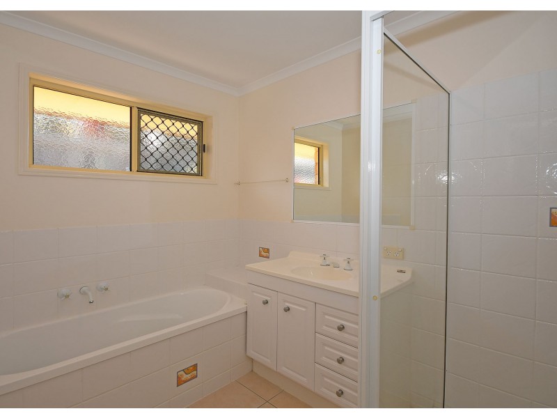 15 McLiver Street, Kawungan QLD 4655