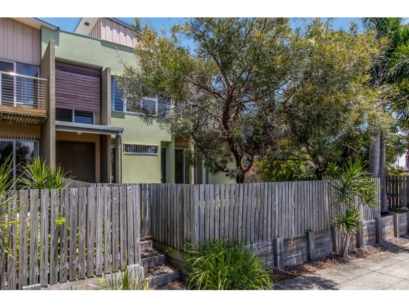 17/39-41 Stephenson Street, Pialba QLD 4655