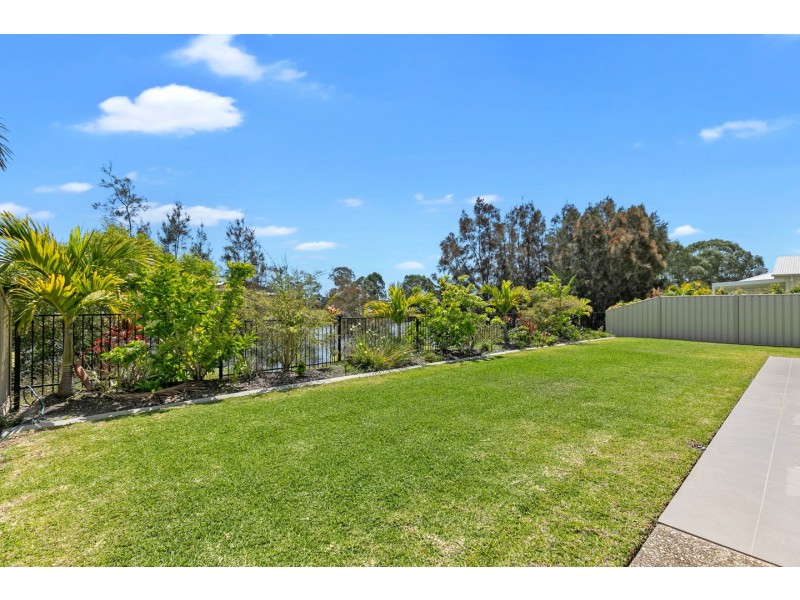 30/25-67 Pialba Burrum Heads Road (Palm Lakes), Eli Waters QLD 4655