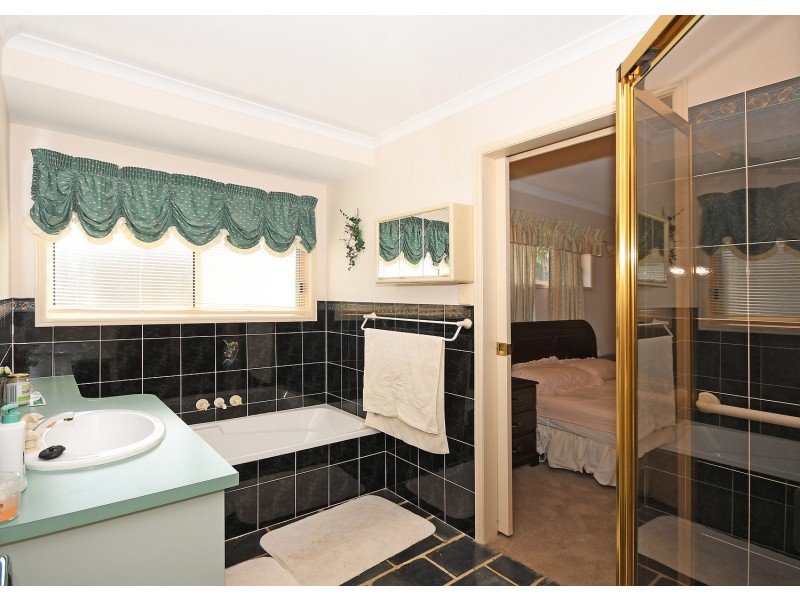 5 Toohey Court, Torquay QLD 4655