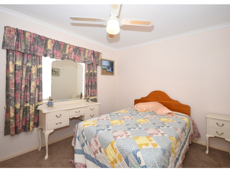 5 Toohey Court, Torquay QLD 4655