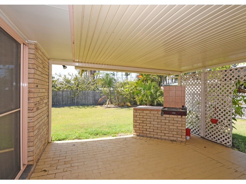 5 Toohey Court, Torquay QLD 4655