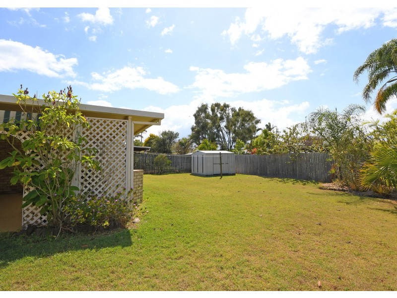 5 Toohey Court, Torquay QLD 4655
