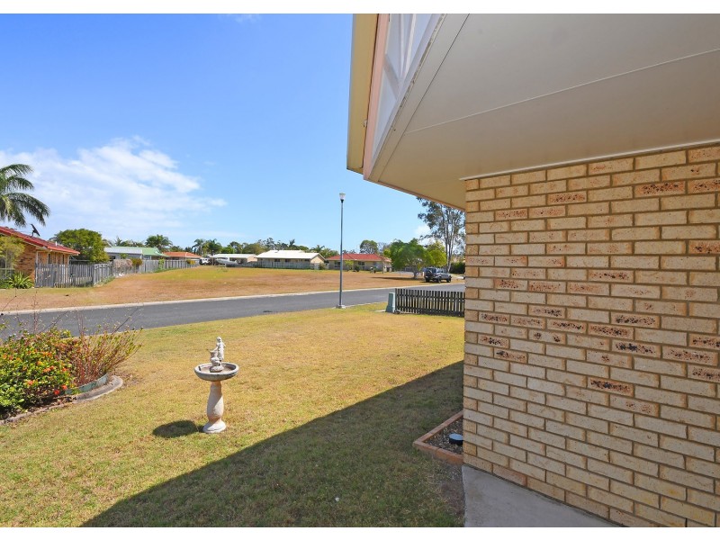 5 Toohey Court, Torquay QLD 4655