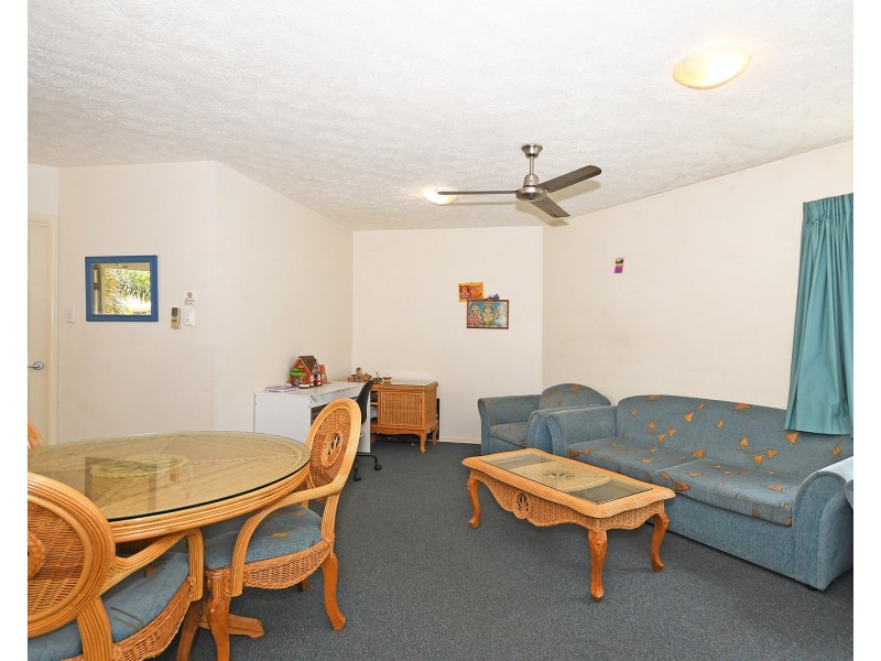 11/396 Charlton Esplanade, Torquay QLD 4655