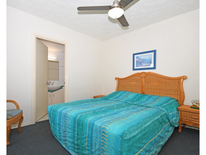 11/396 Charlton Esplanade, Torquay QLD 4655